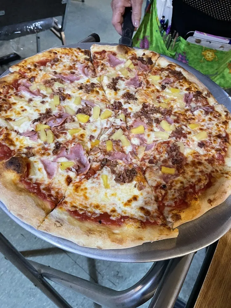 Hawaiian Pizza